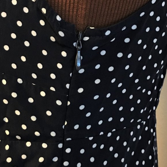 GAP MATERNITY Sleeveless Polka Dot Sheath Dress - Picture 5 of 12